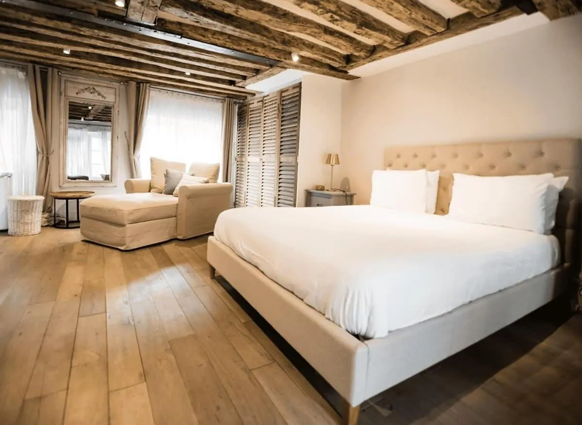 Classy Bourgeois - Chic 2 Bedroom In Le Marais